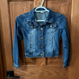 Girl’s Mudd Blue Jean Jacket Size 7/8 with Pockets on the inside and out